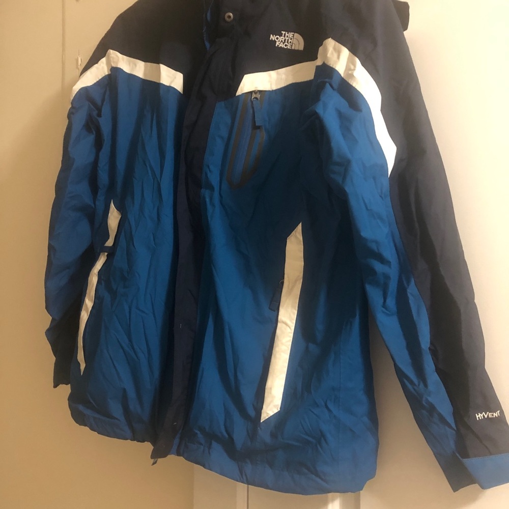 Hyvent- Boys North Face Rain Jacket size xl 18/20